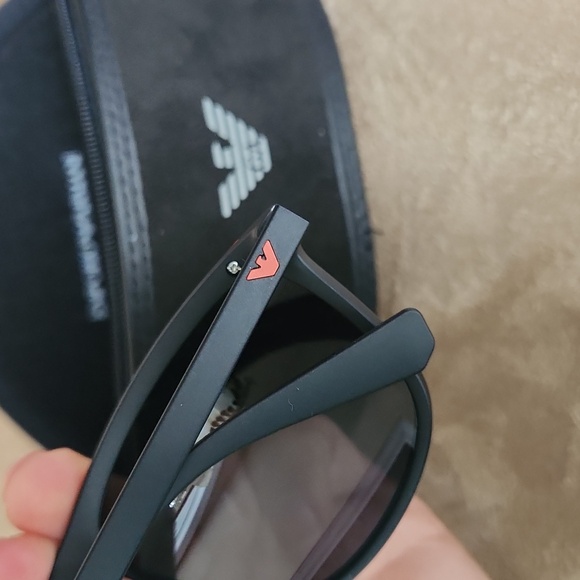 NWT ❗️ Emporio Armani men's sunglasses black and red with case - Picture 6 of 12
